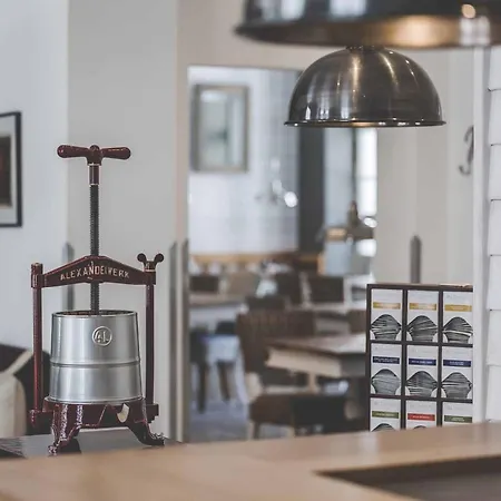 Отель Meersinn - *